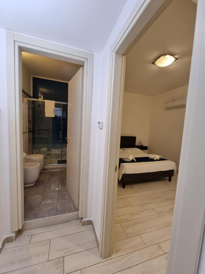 Apartments Amica Taranto Exteriör bild